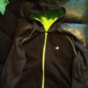 2 boys jackets cat and jack and champion size 8/10